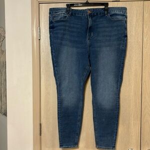 NWOT XXL Skinny Jeans